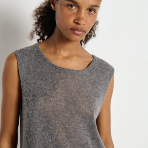 Maglia senza maniche Modello corto Girocollo