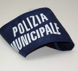 Fascia da braccio in cotone blu con strip per Polizia municipale