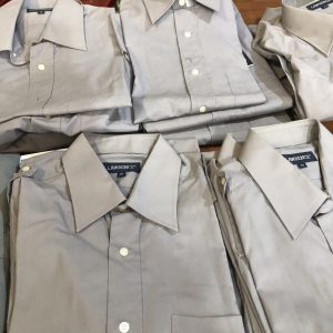 camicia manica lunga con spalline porta gradi colore grigio