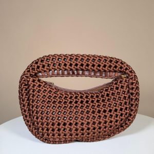 Borsa intrecciata a mano
